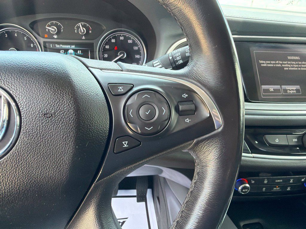 Used 2019 Buick Enclave Essence FWD image 24