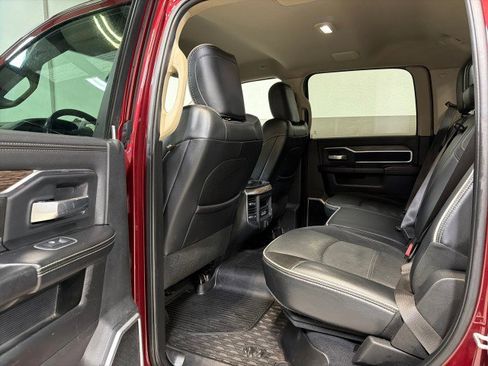Used 2020 RAM 3500 Laramie image 35