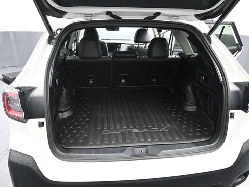 Used 2025 Subaru Outback Onyx Edition XT AWD/4WD image 14
