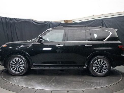 Used 2023 Nissan Armada SL w/ Midnight Edition Package AWD/4WD image 10