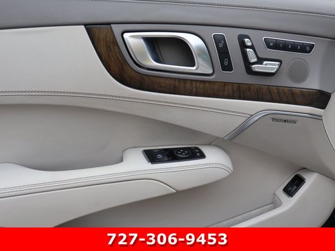 Used 2014 Mercedes-Benz SL 550 image 16