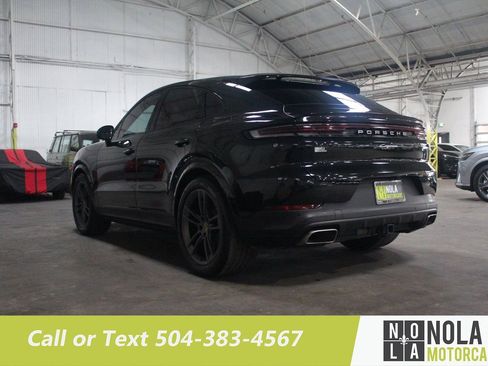Used 2024 Porsche Cayenne Coupe image 18