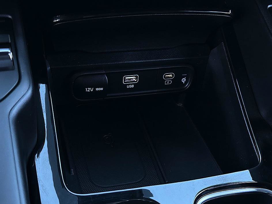 Used 2023 Kia Telluride S FWD image 17