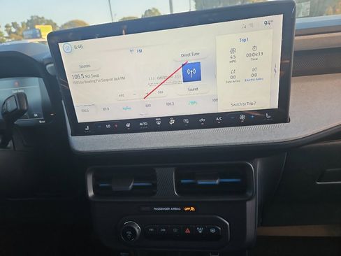 New 2025 Ford Maverick XLT w/ XLT Luxury Package image 12