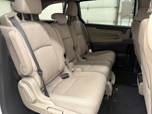 Used 2020 Honda Odyssey EX image 22