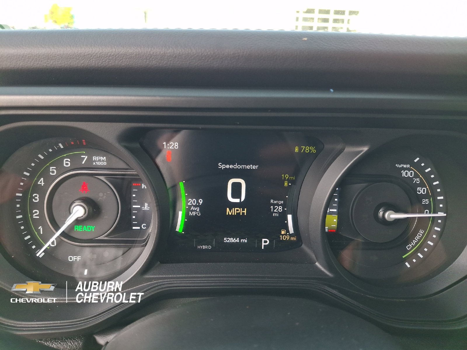 Used 2024 Jeep Wrangler Unlimited Sahara AWD/4WD image 13