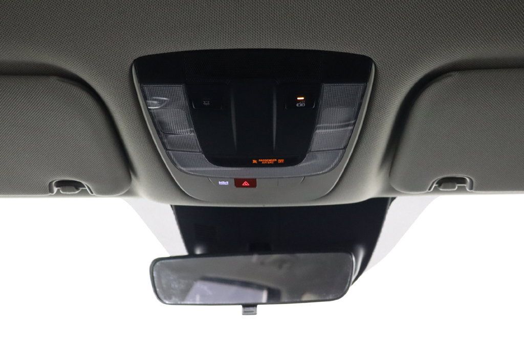 Used 2024 Kia Sorento LX FWD image 24
