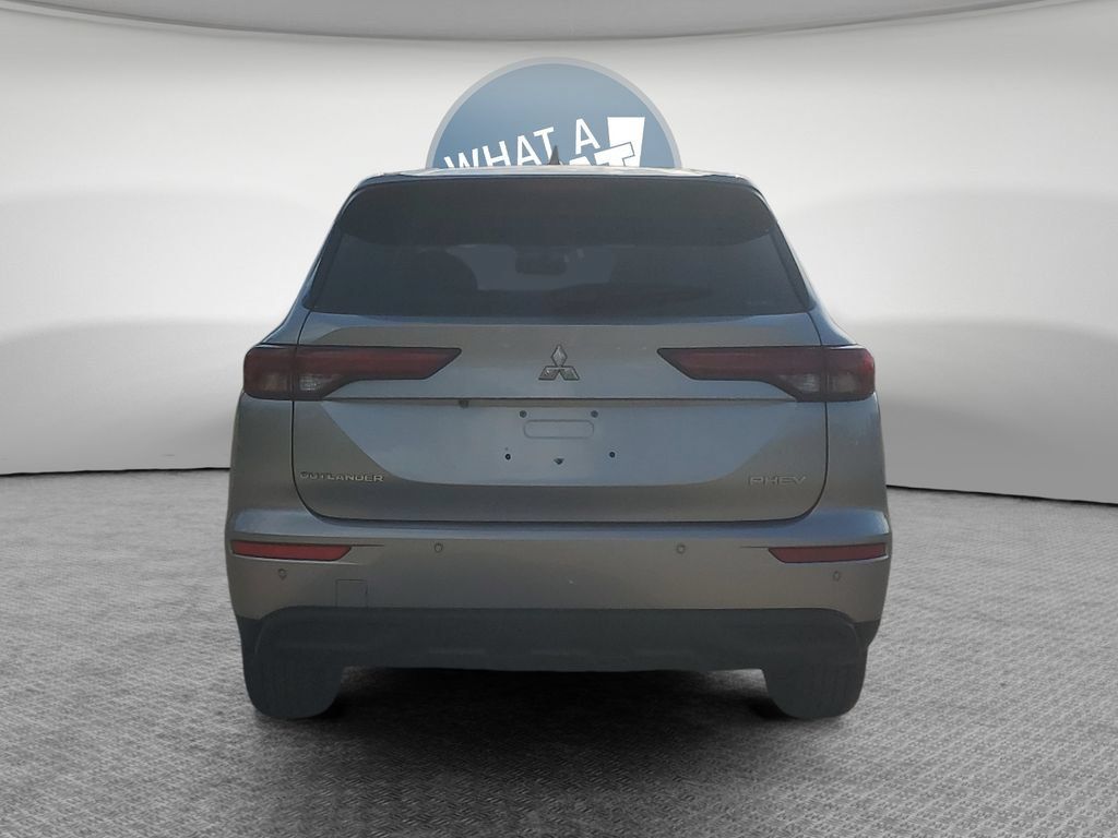 Used 2025 Mitsubishi Outlander ES AWD/4WD image 5