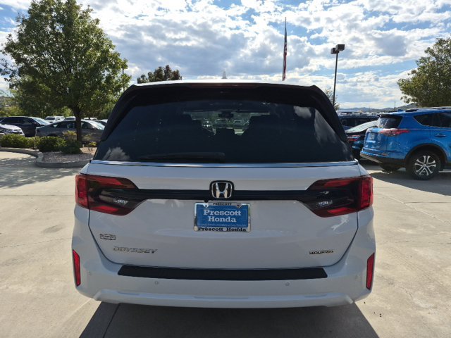 New 2027 Honda Odyssey Touring image 10