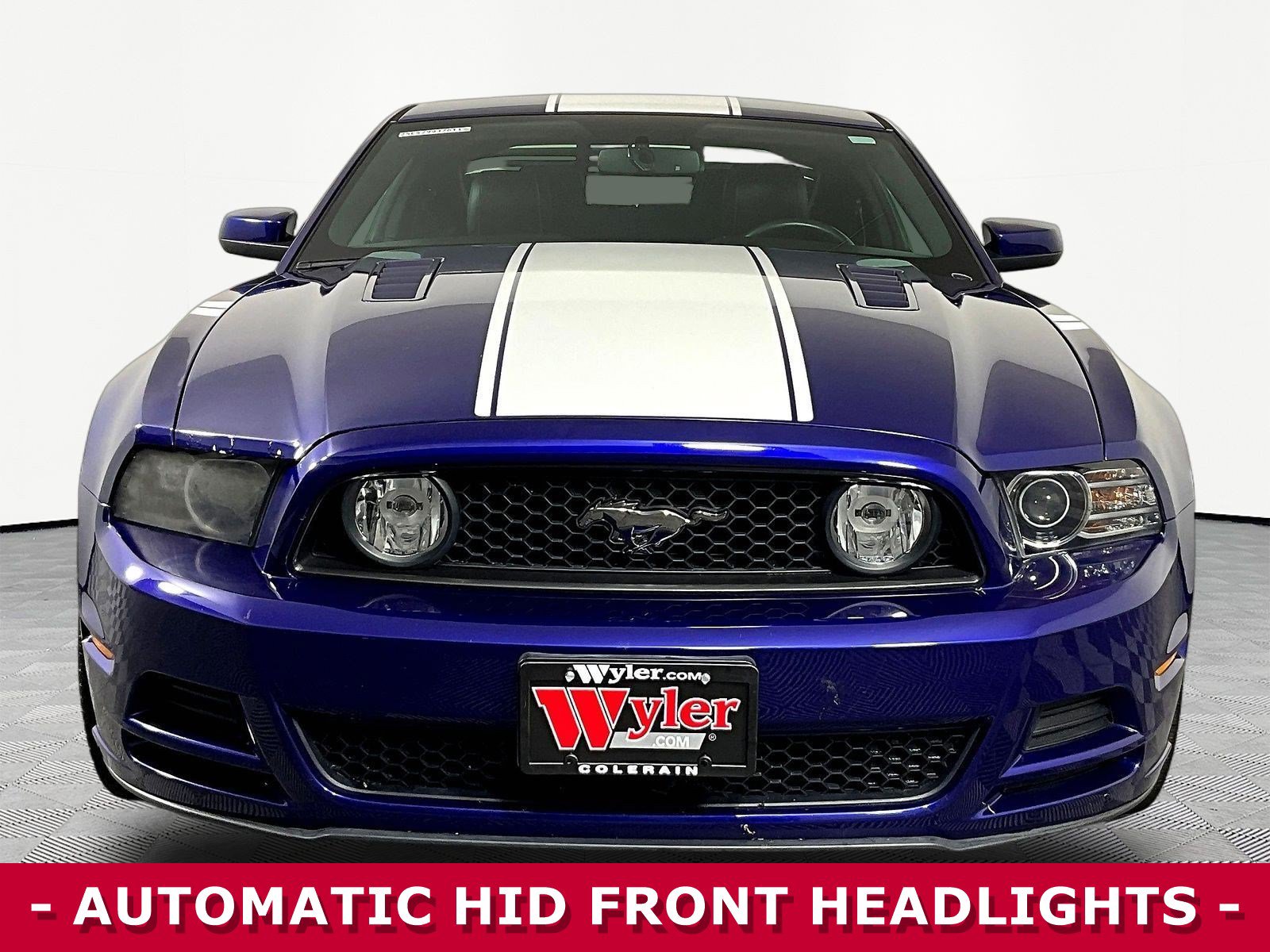 Used 2014 Ford Mustang GT Premium w/ Comfort Package RWD image 2