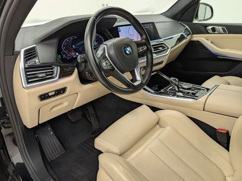 Used 2020 BMW X5 xDrive40i w/ Premium Package image 4