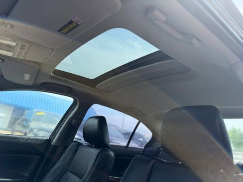 Used 2011 Honda Accord EX-L image 19