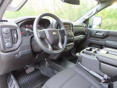 New 2025 Chevrolet Silverado 2500 W/T w/ WT Convenience Package AWD/4WD image 17