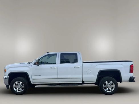 Used 2018 GMC Sierra 3500 SLT w/ Duramax Plus Package AWD/4WD image 7