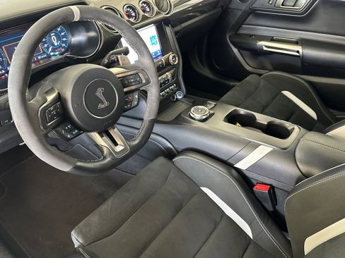 Certified 2021 Ford Mustang Shelby GT500 w/ Technology Package image 10