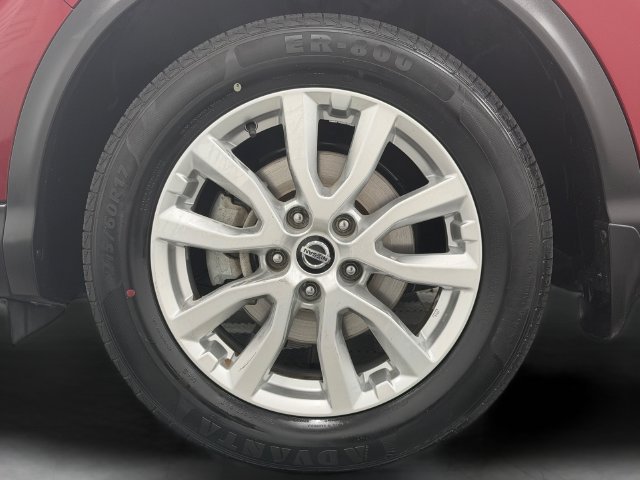 Certified 2021 Nissan Rogue Sport SV FWD image 10