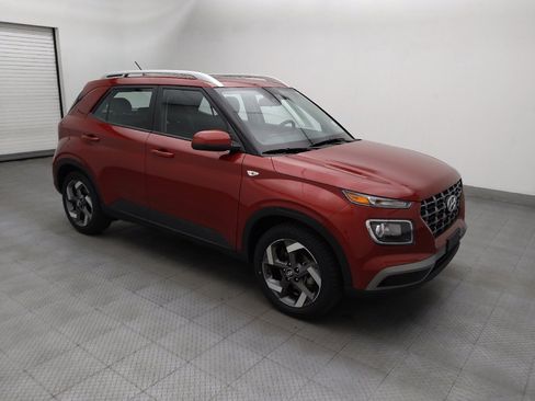Used 2025 Hyundai Venue SEL FWD image 11