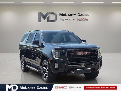 Used 2024 GMC Yukon AT4 w/ Technology Package AWD/4WD image 1
