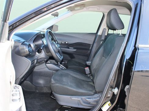 Used 2024 Nissan Kicks S image 18