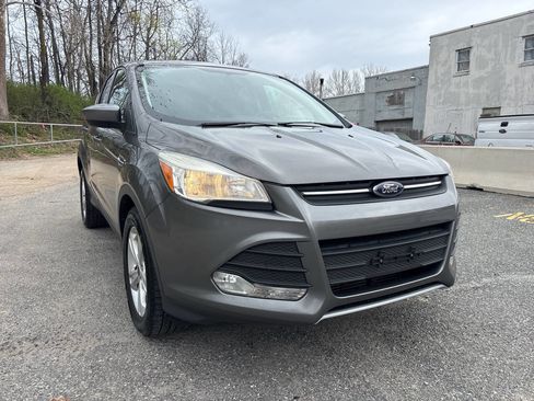 Used 2014 Ford Escape SE image 7
