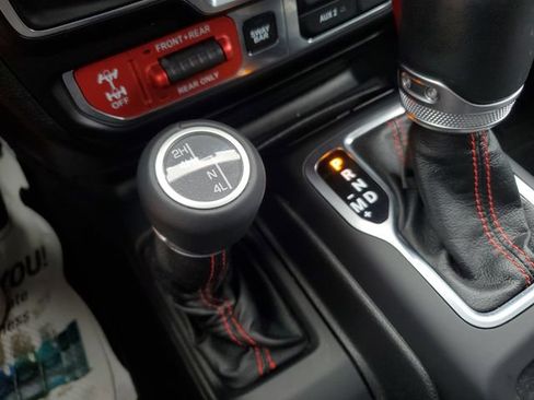 Used 2020 Jeep Wrangler Unlimited Rubicon AWD/4WD image 30