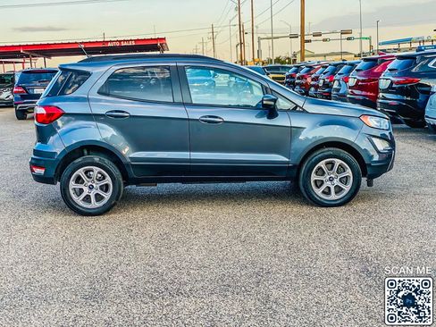 Used 2021 Ford EcoSport SE w/ SE Convenience Package image 9