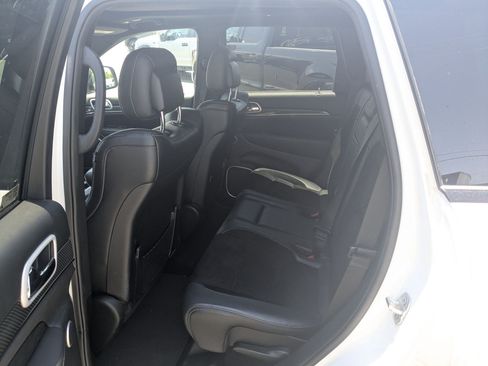 Used 2018 Jeep Grand Cherokee SRT AWD/4WD image 30