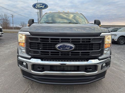 New 2026 Ford F450 XL w/ XL Driver Assist Package image 3