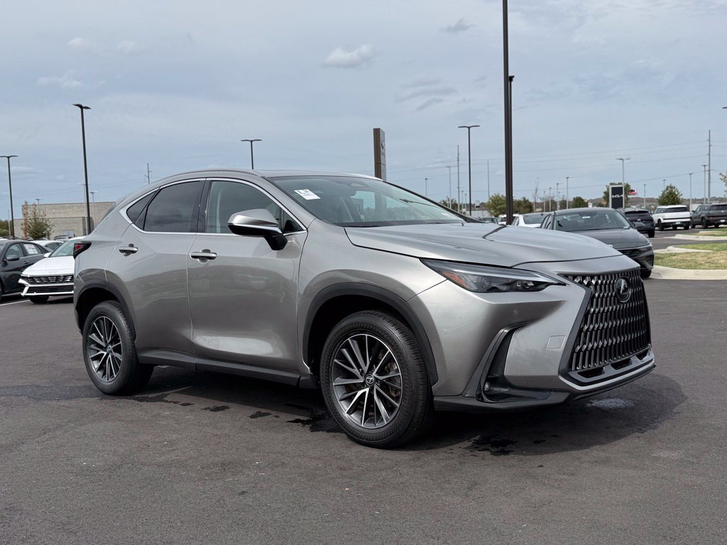 Used 2024 Lexus NX 250 FWD w/ Cold Area Package image 3