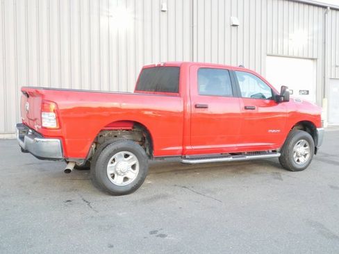 Used 2024 RAM 2500 Big Horn w/ Bed Utility Group image 10