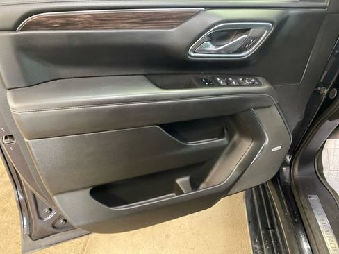 Used 2024 Chevrolet Tahoe LT w/ LT Signature Package AWD/4WD image 11