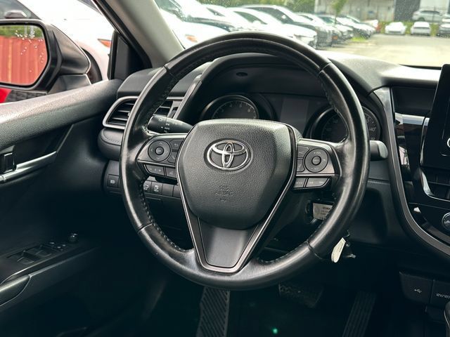 Used 2021 Toyota Camry SE FWD image 17