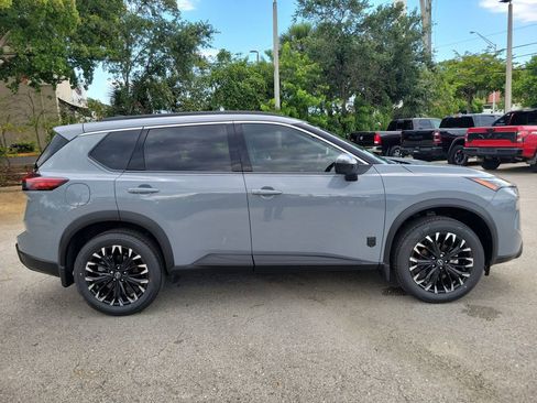 New 2026 Nissan Rogue SV FWD image 6