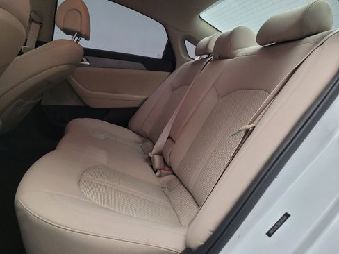 Used 2016 Hyundai Sonata SE FWD image 18