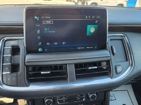 Used 2023 Chevrolet Suburban Premier image 13