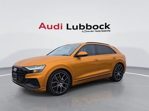 Used 2019 Audi Q8 Prestige w/ Luxury Package image 4