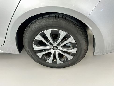 Used 2022 Toyota Corolla LE w/ Carpet Mat Package (TMS) FWD image 11