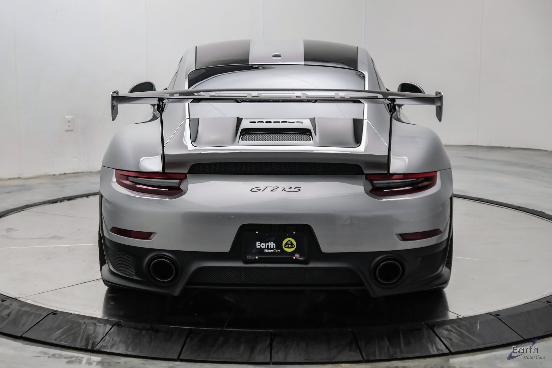 Used 2018 Porsche 911 GT2 RS RWD image 15