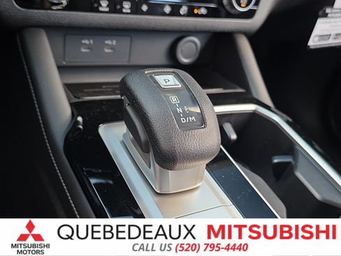 New 2026 Mitsubishi Outlander ES FWD image 21