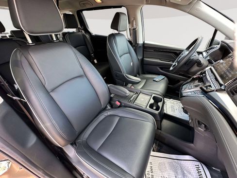 Used 2025 Honda Odyssey Touring image 29