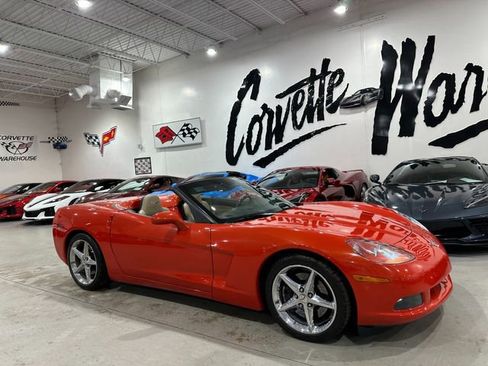Used 2012 Chevrolet Corvette Convertible w/ 3LT Preferred Equipment Group RWD image 21