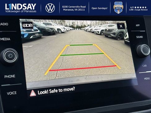 Used 2022 Volkswagen Tiguan SE image 14