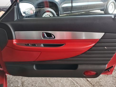 Used 2002 Ford Thunderbird RWD image 10