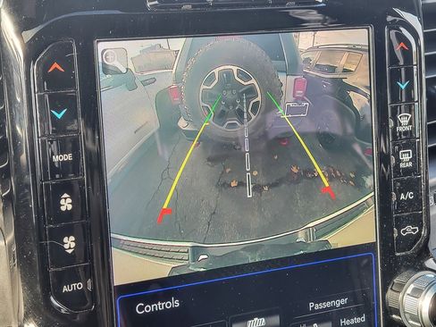 Used 2020 RAM 1500 Limited image 14