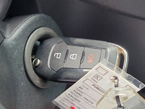 Certified 2023 Ford Escape AWD image 25