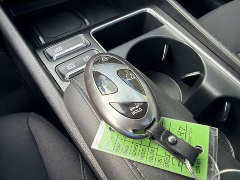 Used 2025 Hyundai Sonata SEL FWD image 40