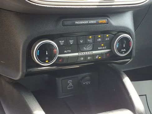 Used 2022 Ford Escape SEL AWD/4WD image 19