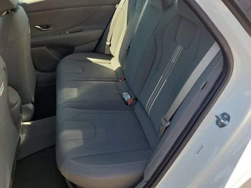New 2026 Hyundai Elantra Hybrid FWD image 26