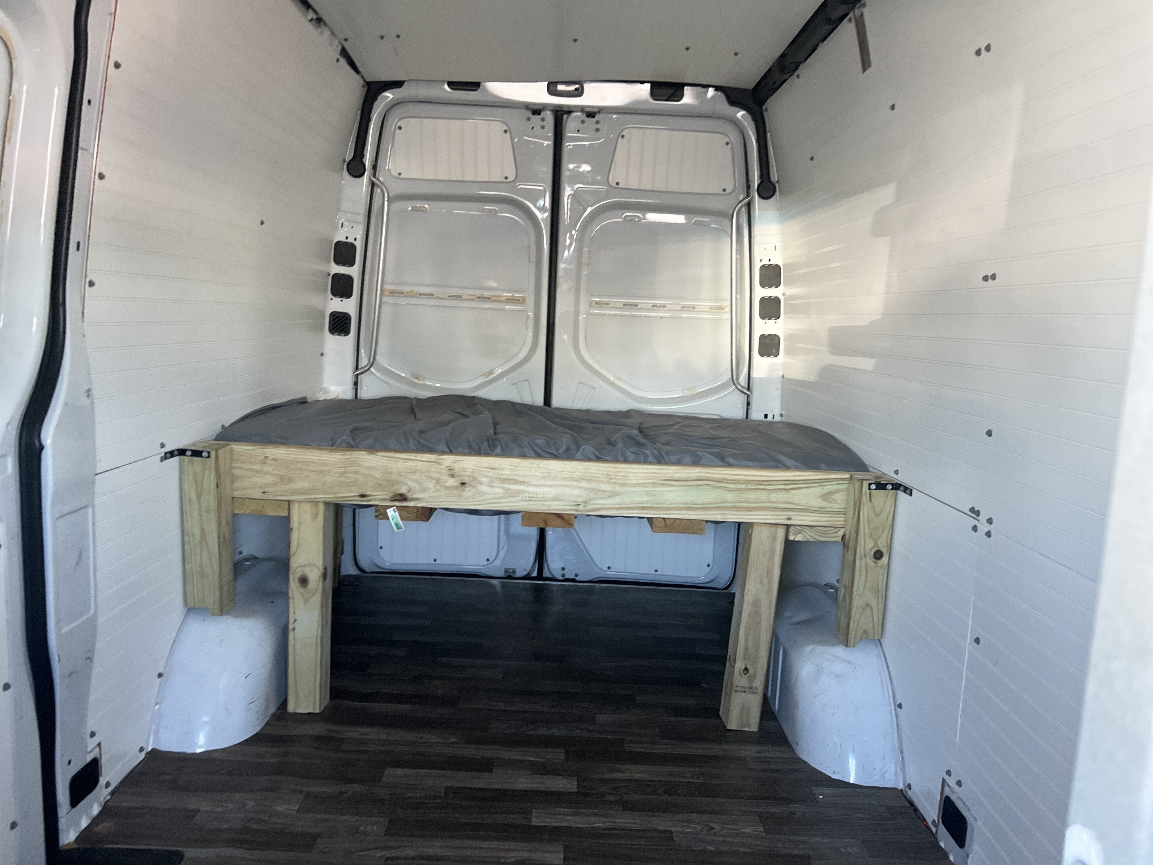 Used 2020 Mercedes-Benz Sprinter 2500 image 31