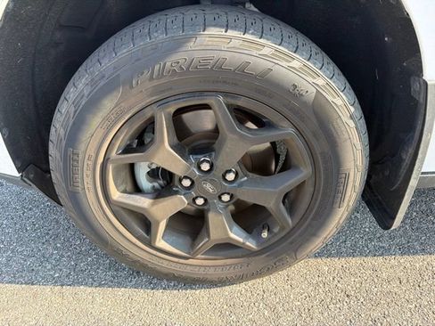 Used 2022 Ford Maverick Lariat w/ Equipment Group 500A Standard AWD/4WD image 9